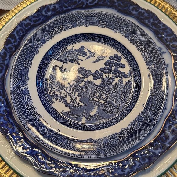 Johnson Brothers Other - Johnson & Bros.  & Willow Since 1863 Made in England 8” plates (3) - Excellent
